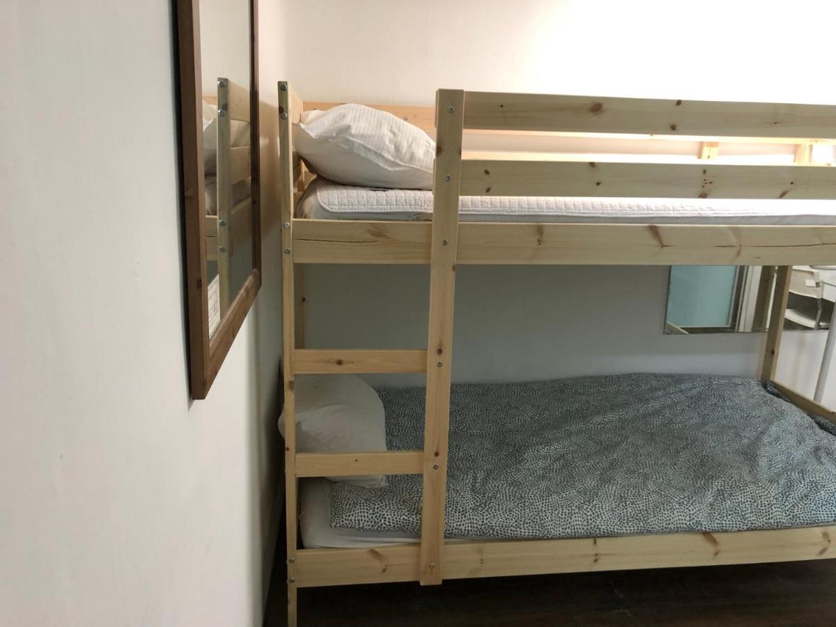 Hostel Metro Сеул Экстерьер фото
