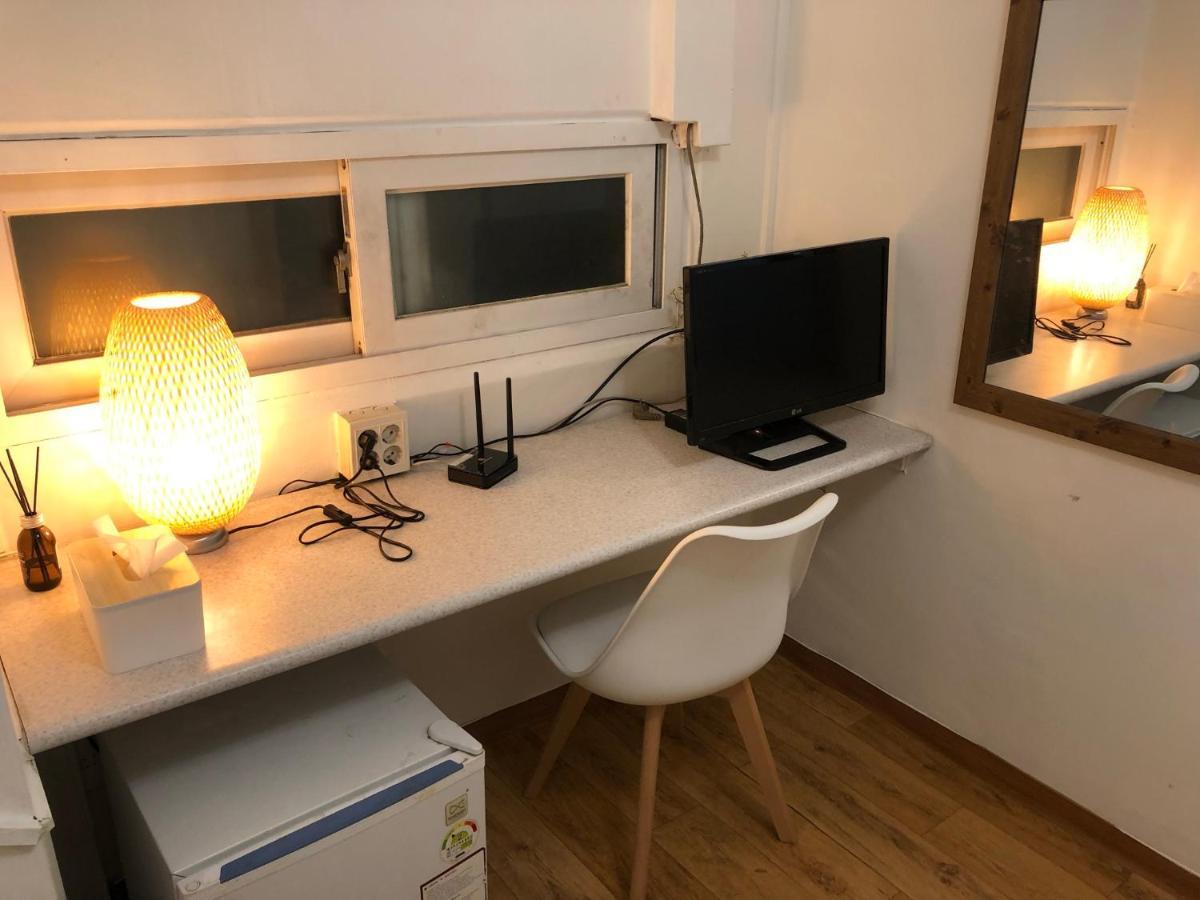 Hostel Metro Сеул Экстерьер фото